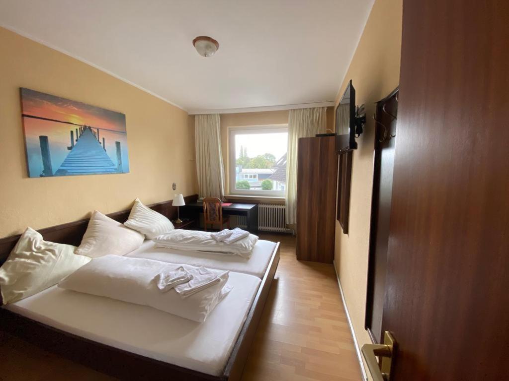Taverna Hotel Roemerkrug Hanower Zewnętrze zdjęcie